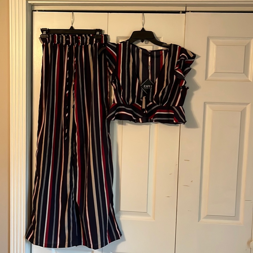 Womens top and pant set